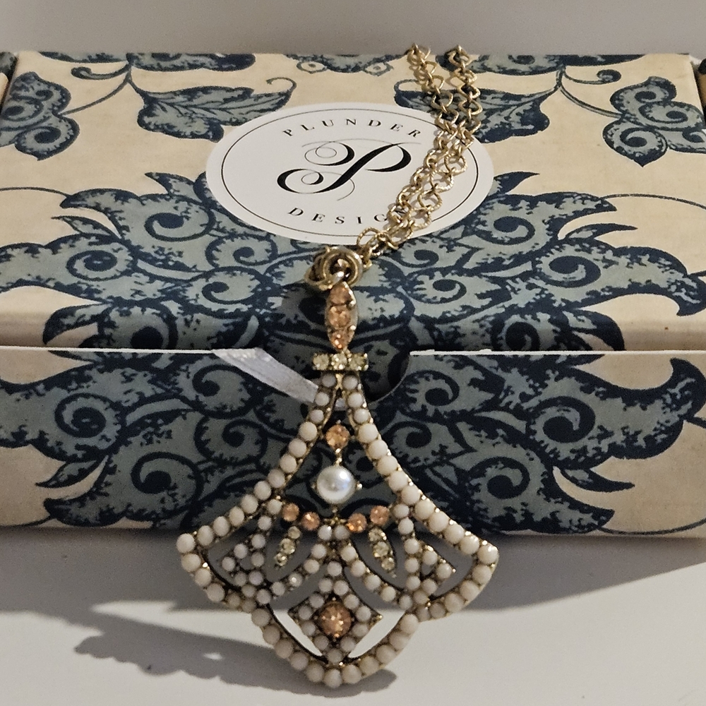 Plunder Gold and Cream Art Deco Necklace
